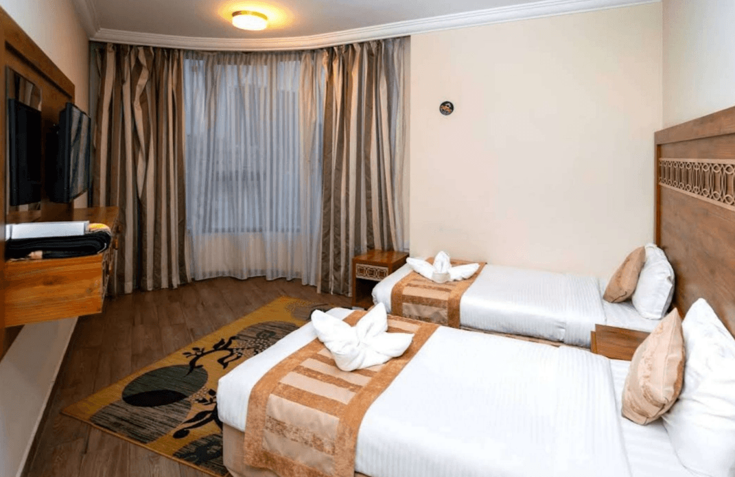 violet-hotel-image